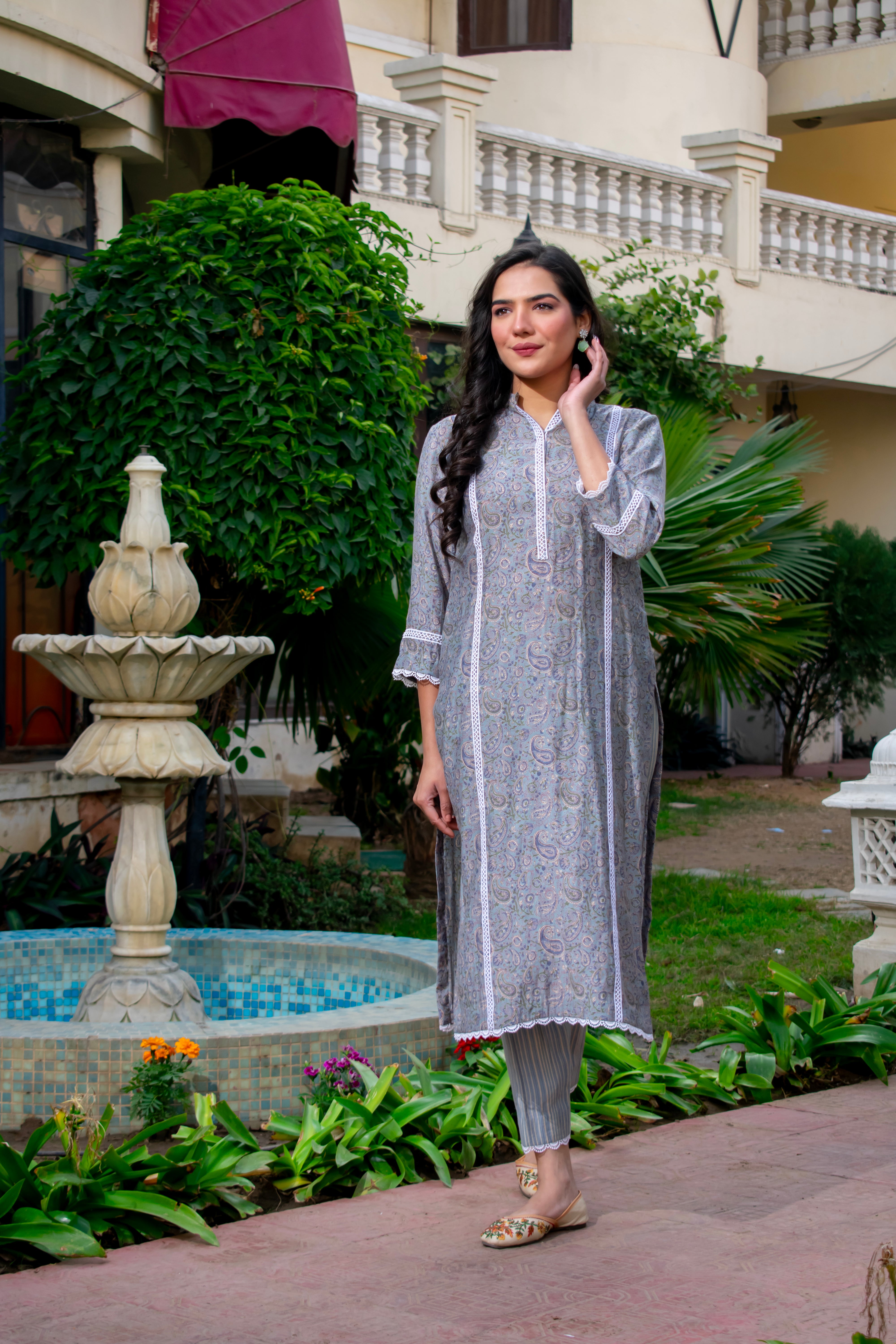 Grey Kurta Sets 